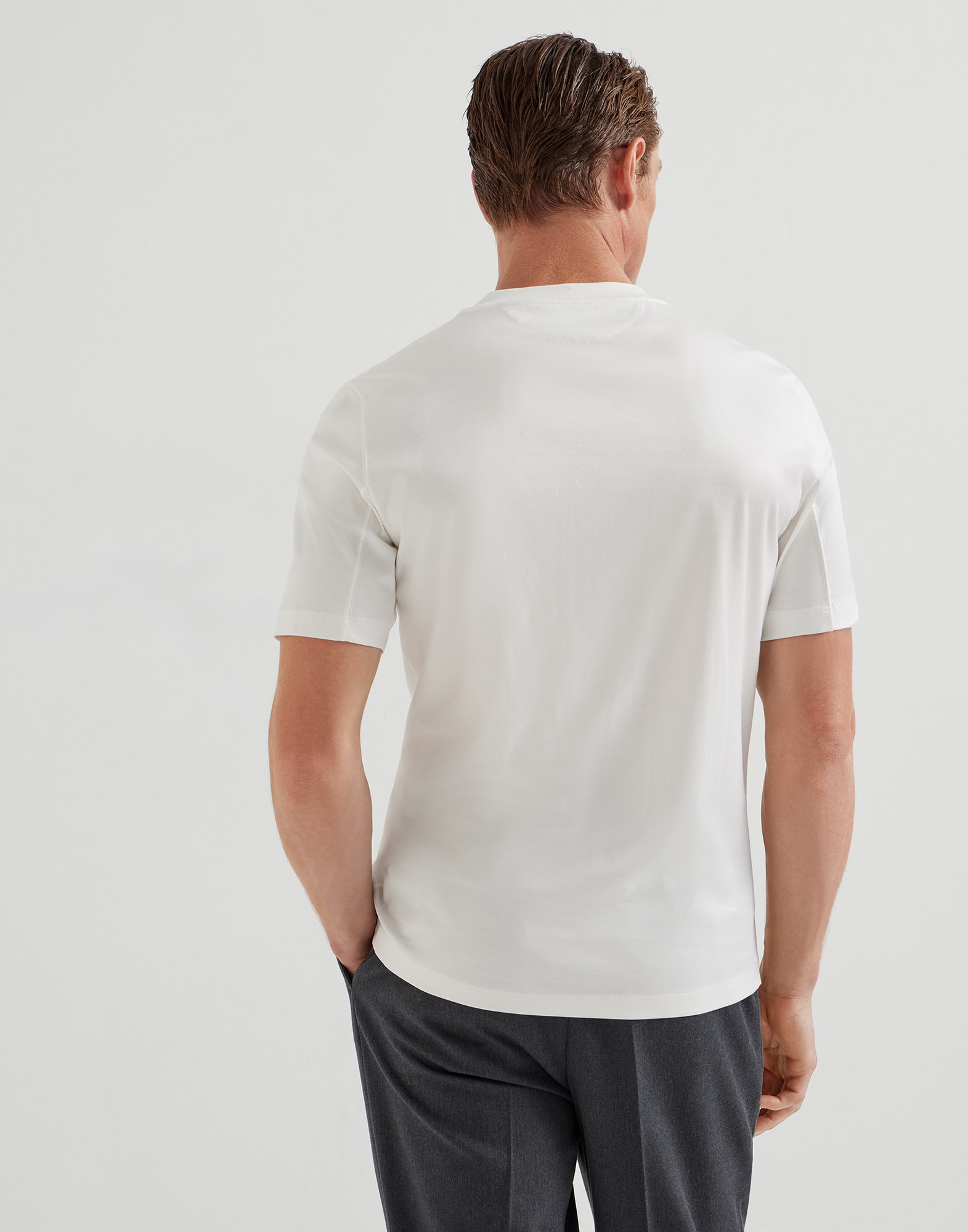 半袖Tシャツ - 後ろ - 全画面表示