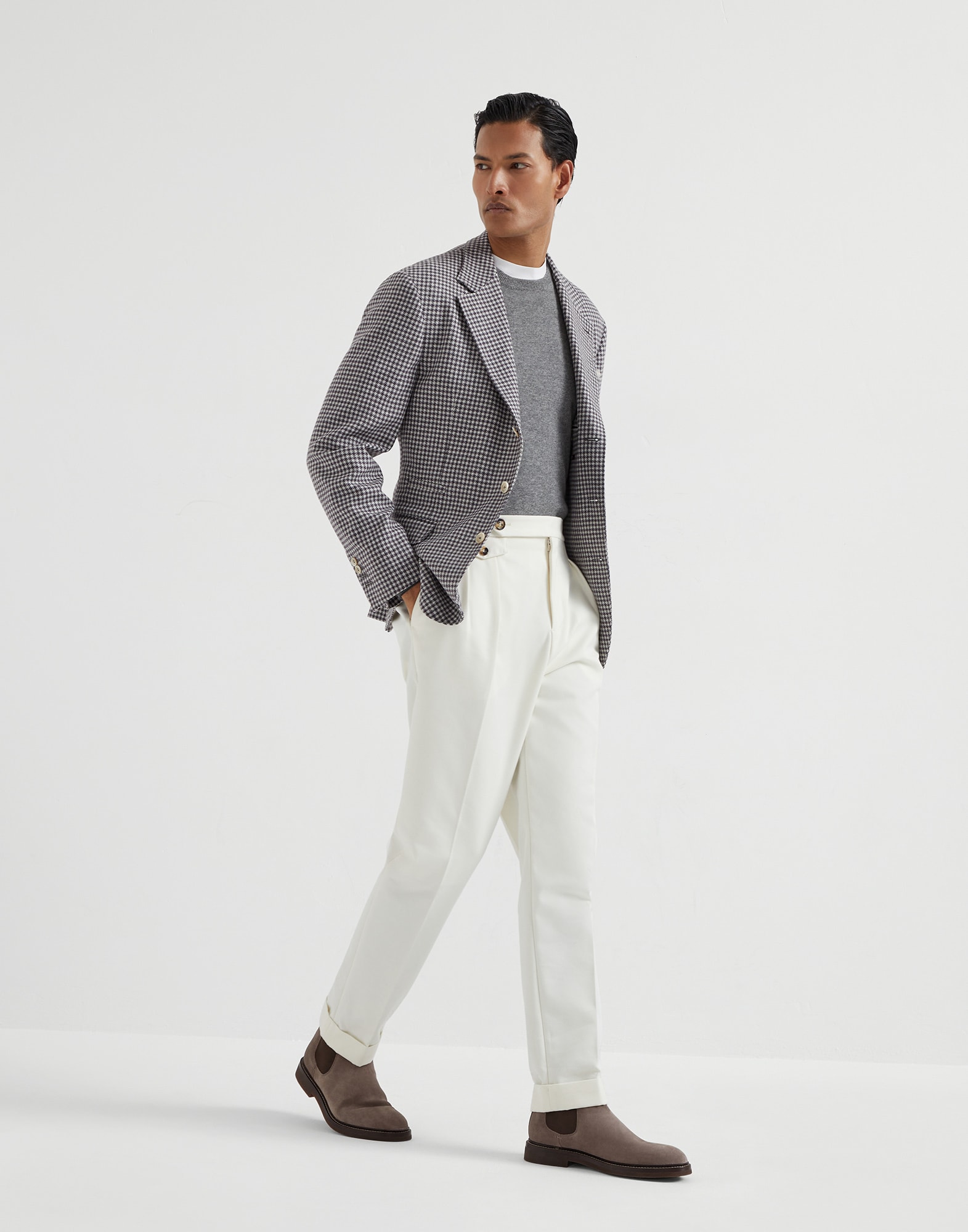 Single Breasted Blazer - Full look - View Full Screen