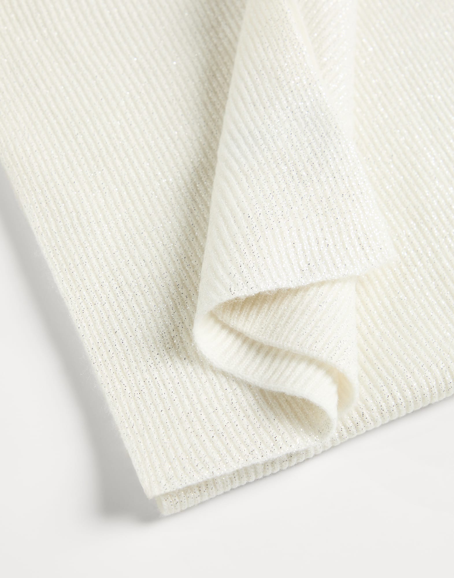 Scarves & Snoods - Detail view - View Full Screen