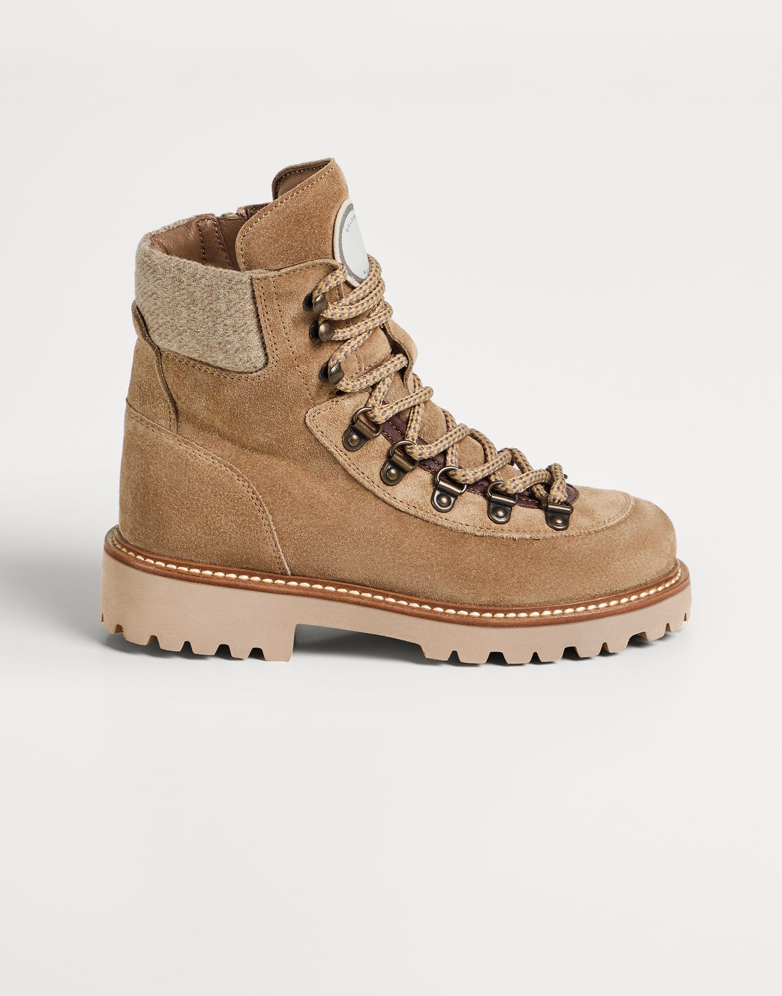 Boots - Full look - View Full Screen