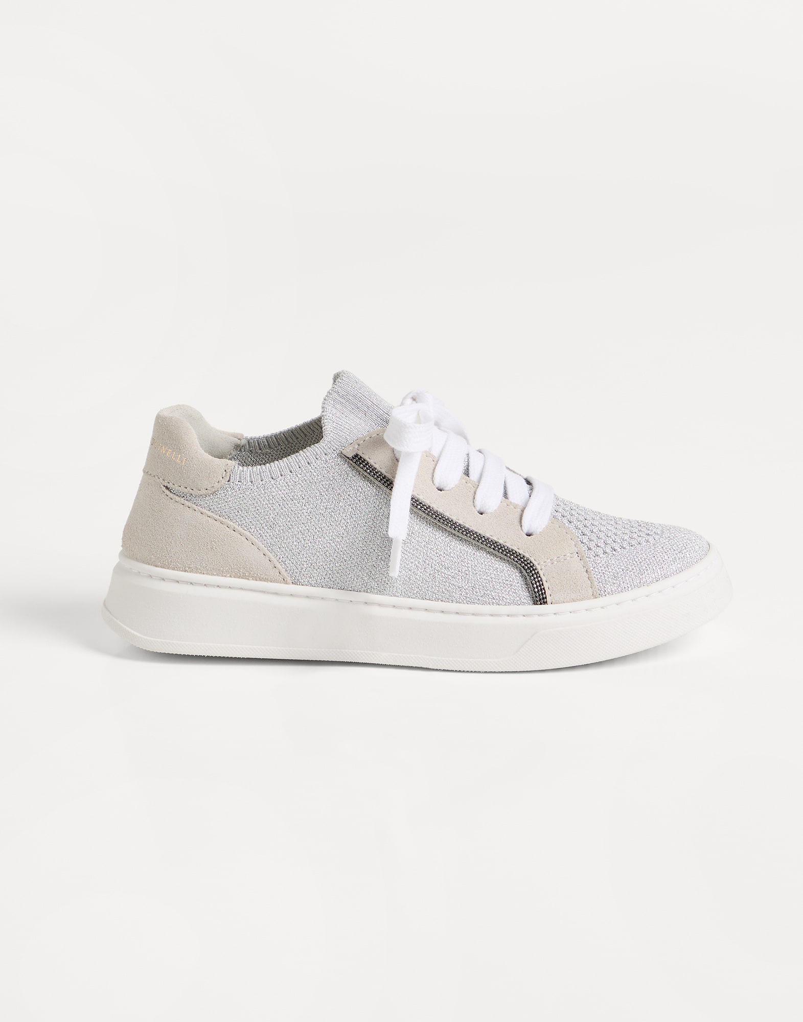 Sneakers - Full look - View Full Screen