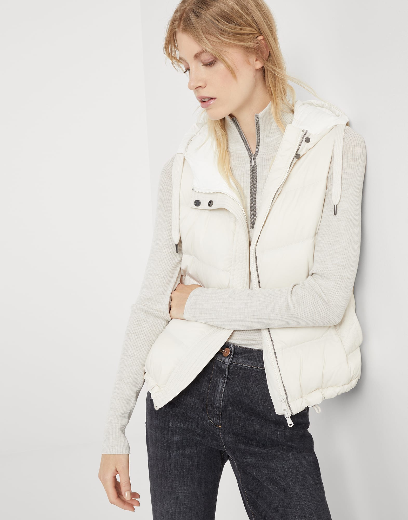 Piumino senza maniche in nylon Latte Donna - Brunello Cucinelli