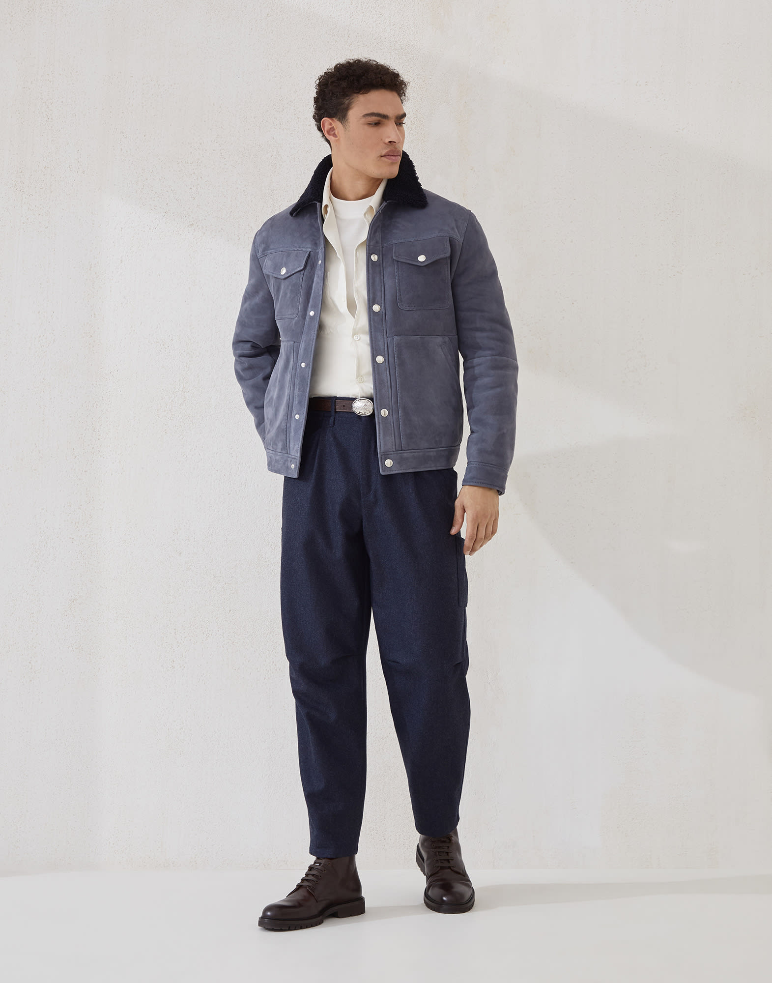 Easy - Full look - View Full Screen