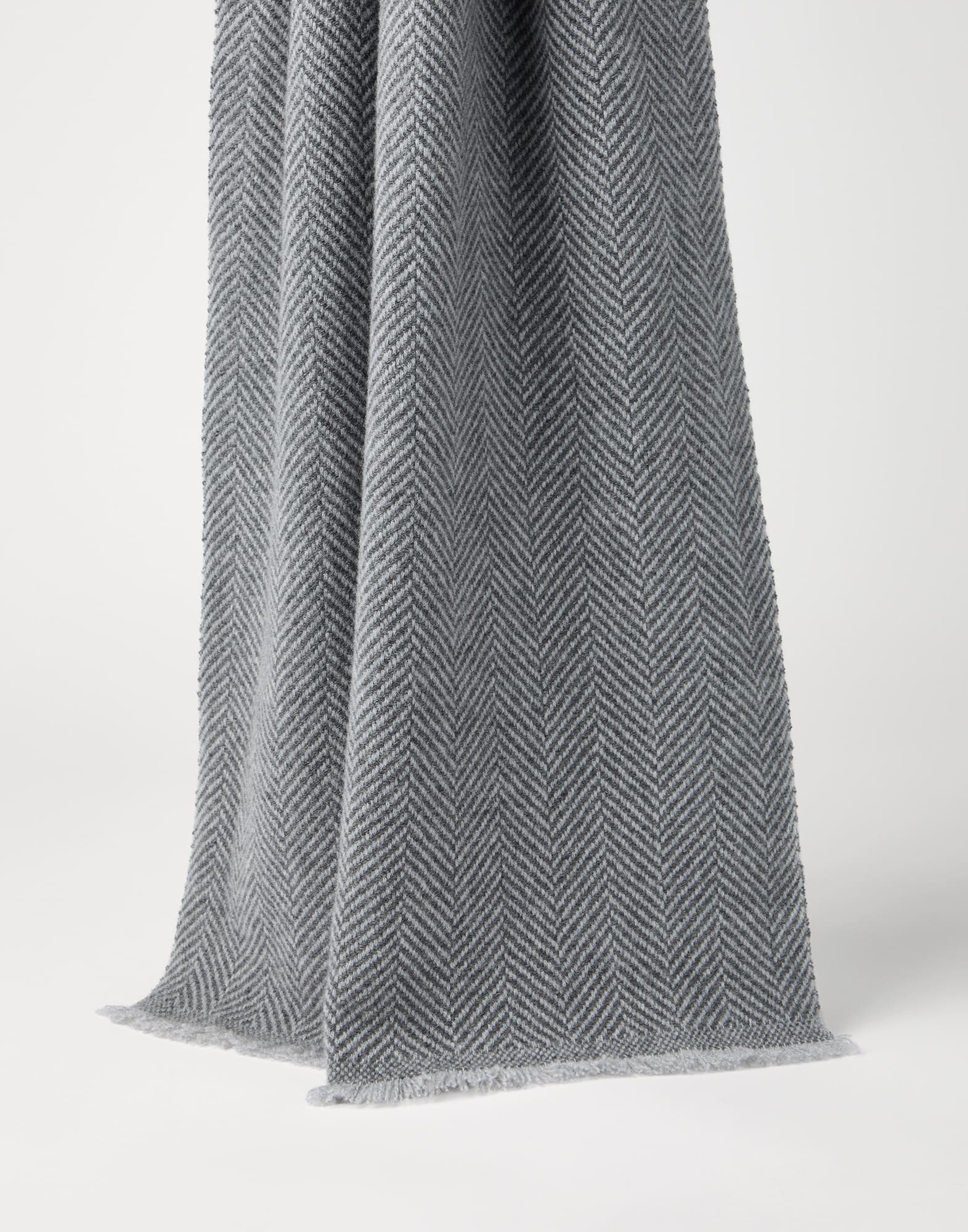 Cashmere scarf