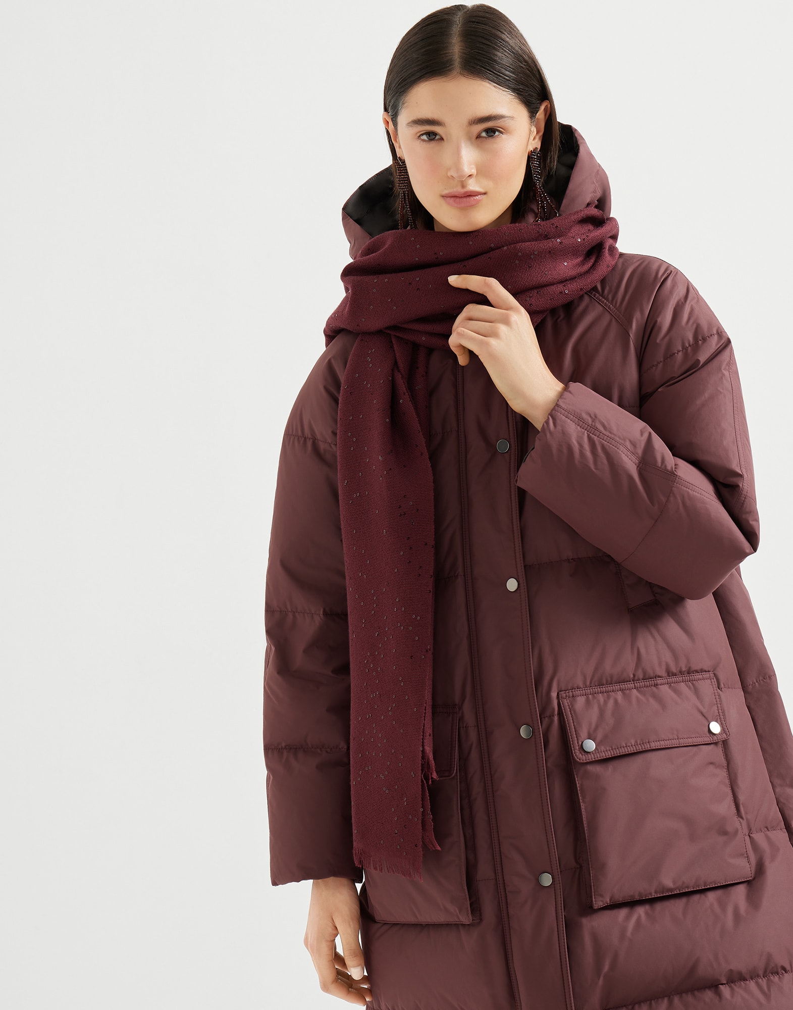 Solid Color - Editorial view - View Full Screen
