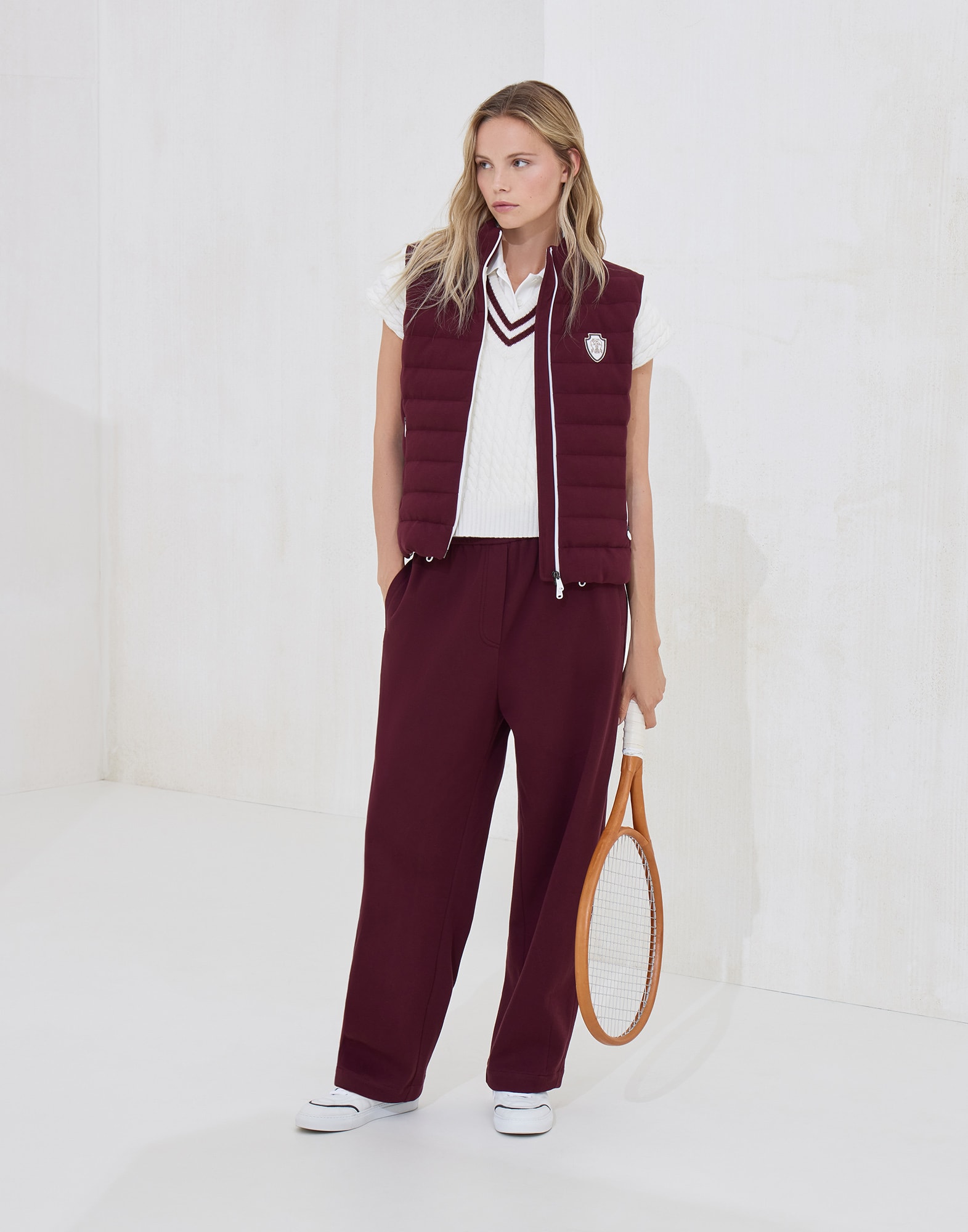 252WOUTFITCS276 image number 0