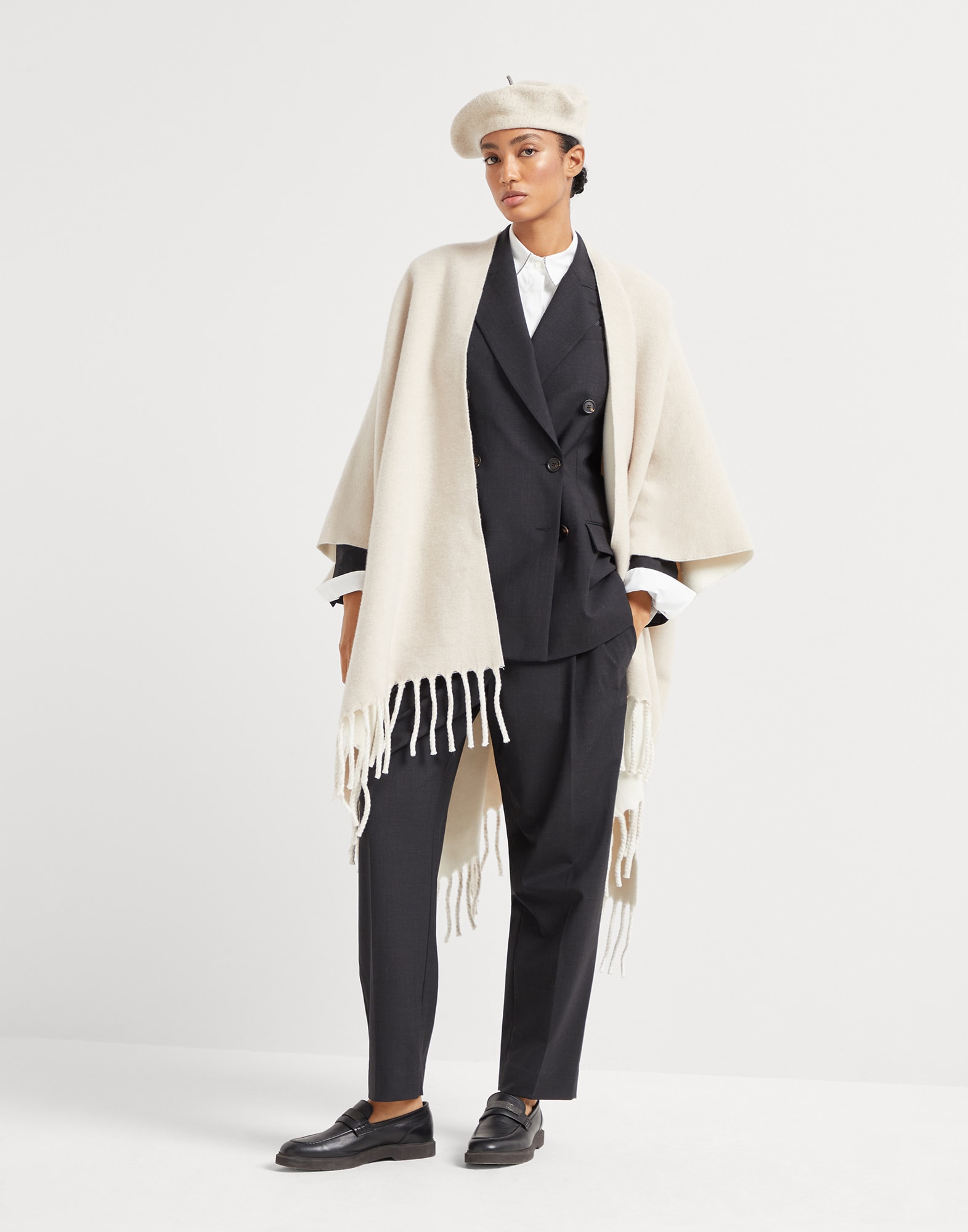 Knitted Poncho - Full look - View Full Screen