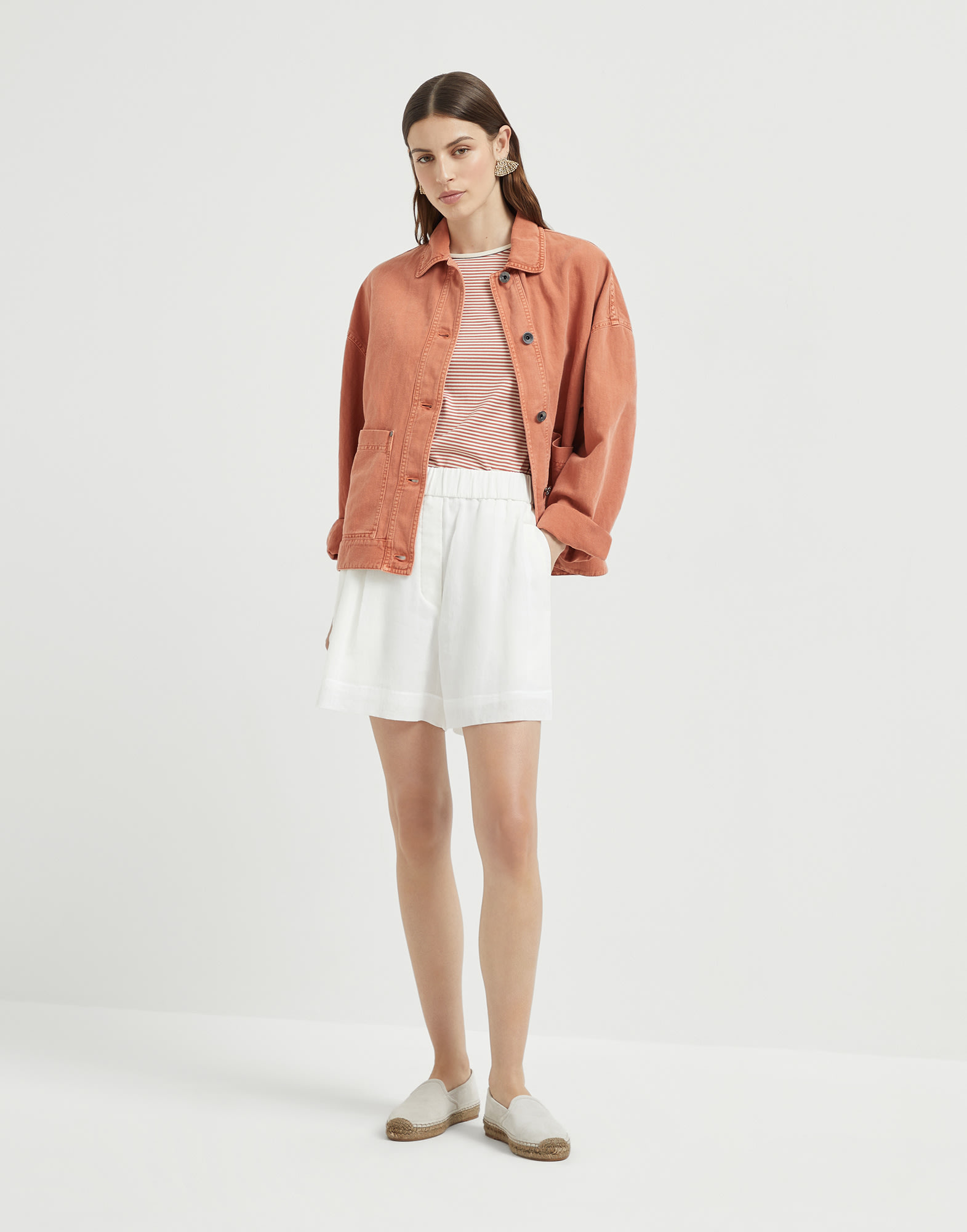 252WOUTFITCS156 image number 0