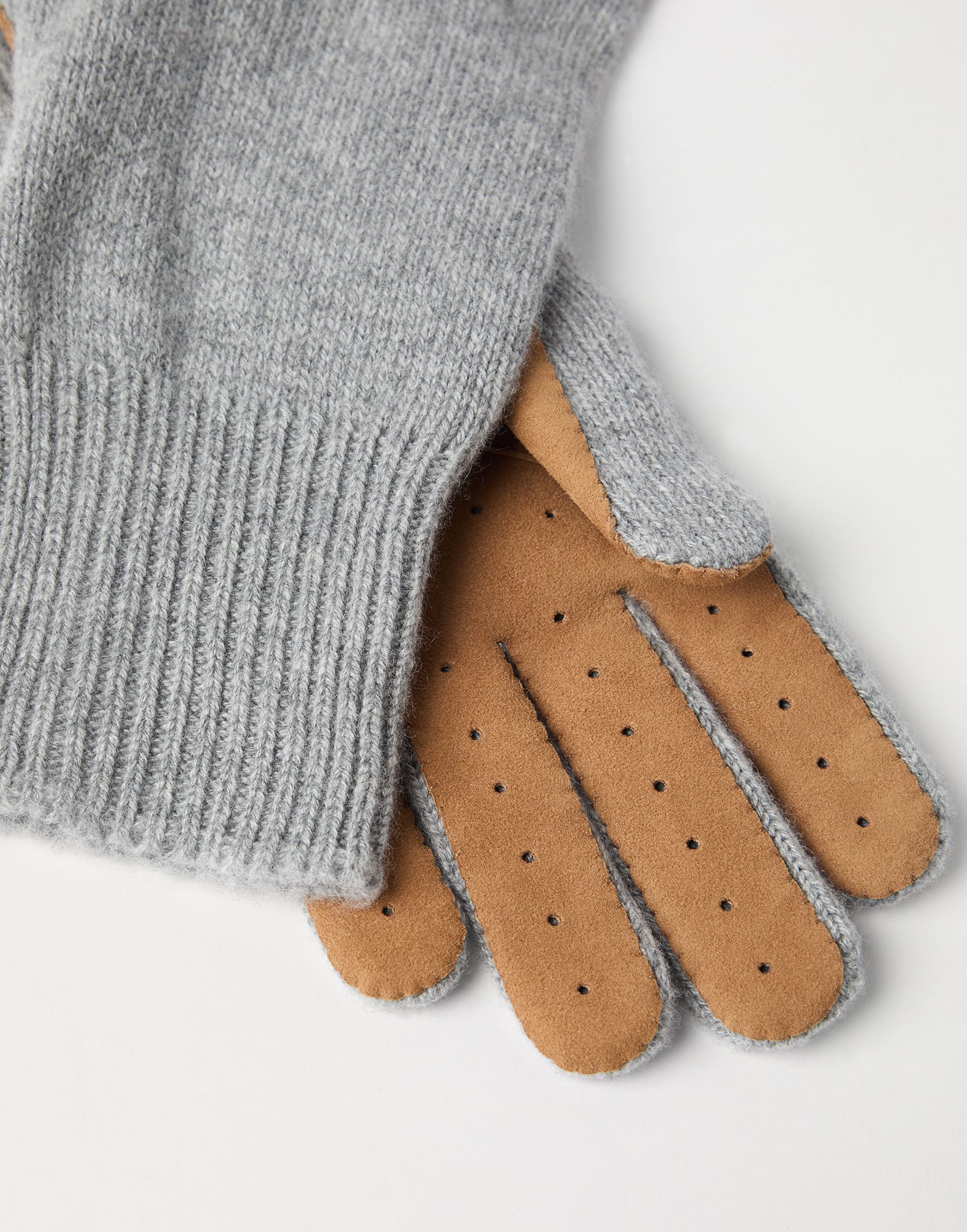 Gloves - Detail view - View Full Screen