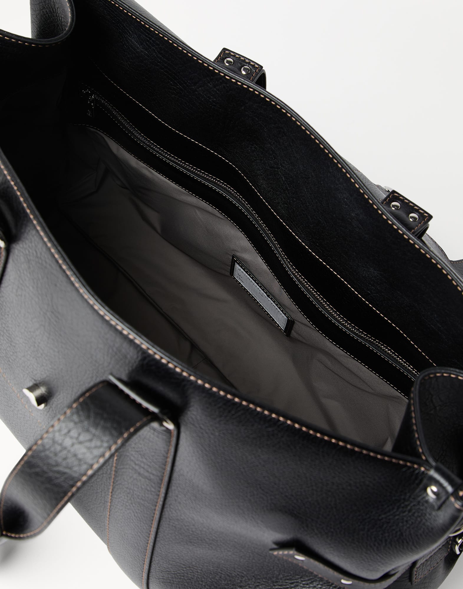 Travel Bag - Full look - View Full Screen