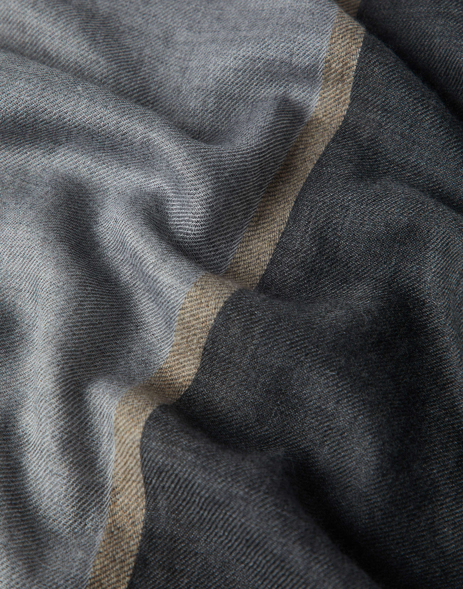 Patterned - Detail view - View Full Screen