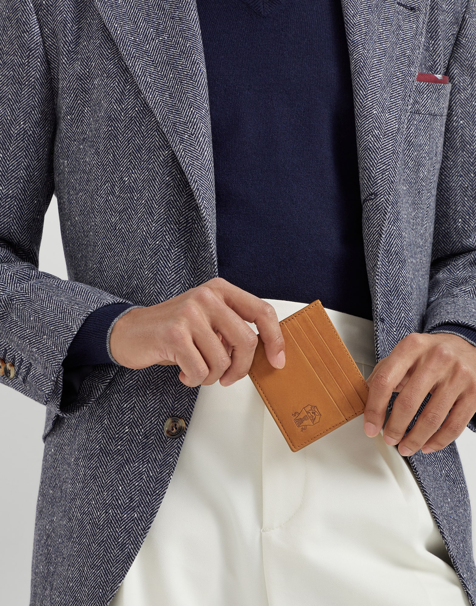 Card Holder - Editorial view - View Full Screen