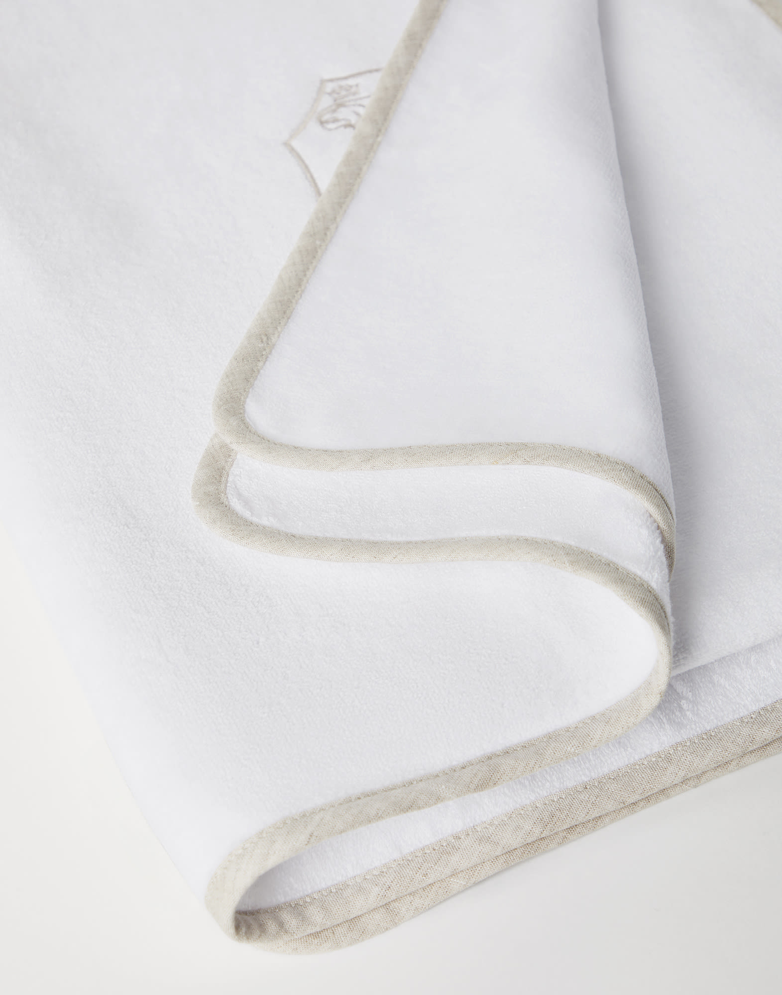 Terrycloth towel White Lifestyle - Brunello Cucinelli