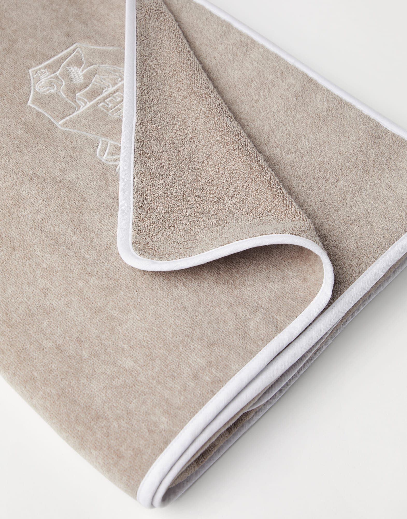 Terrycloth towel Beige Lifestyle - Brunello Cucinelli