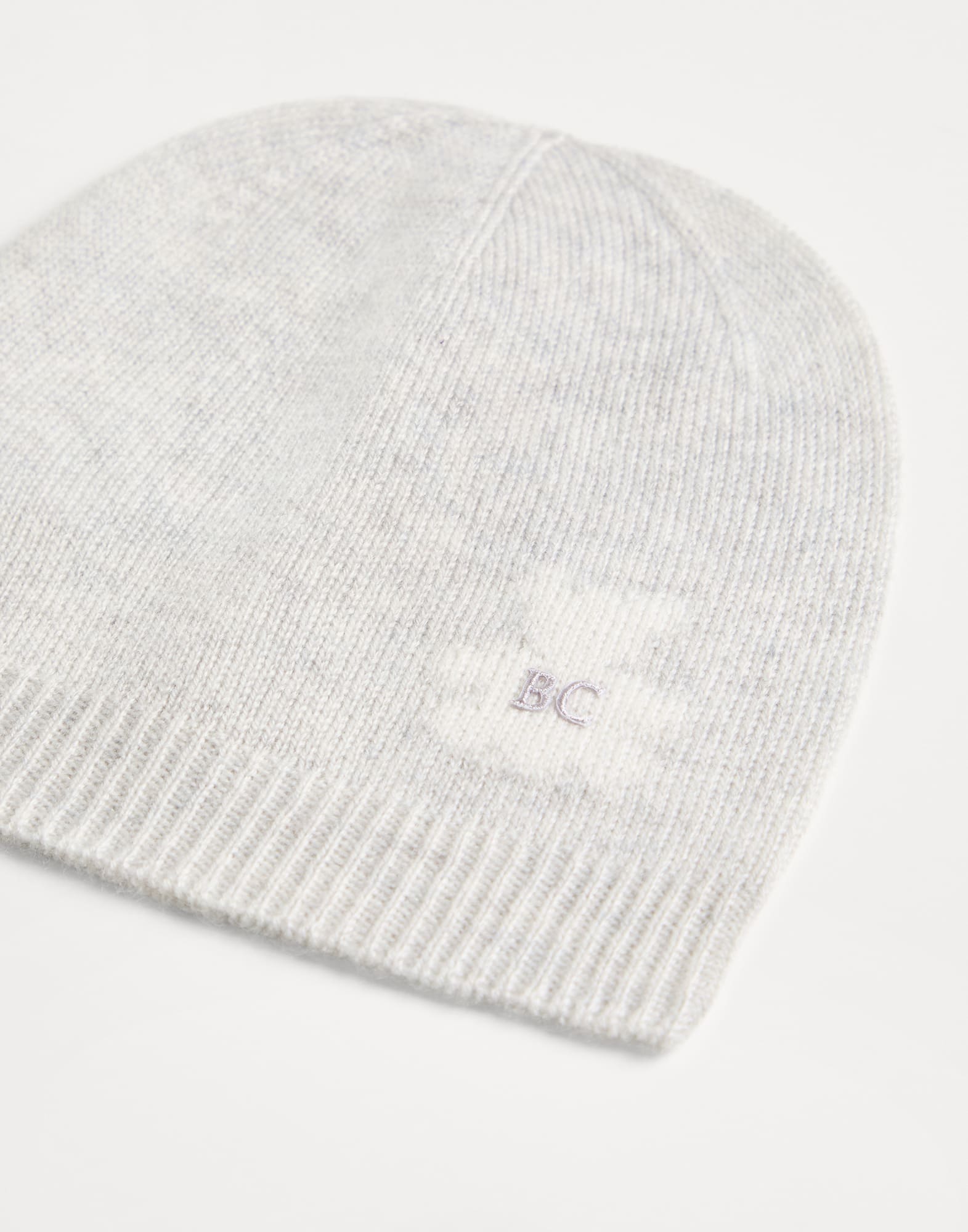 Beanies & Gloves - Detail view - View Full Screen