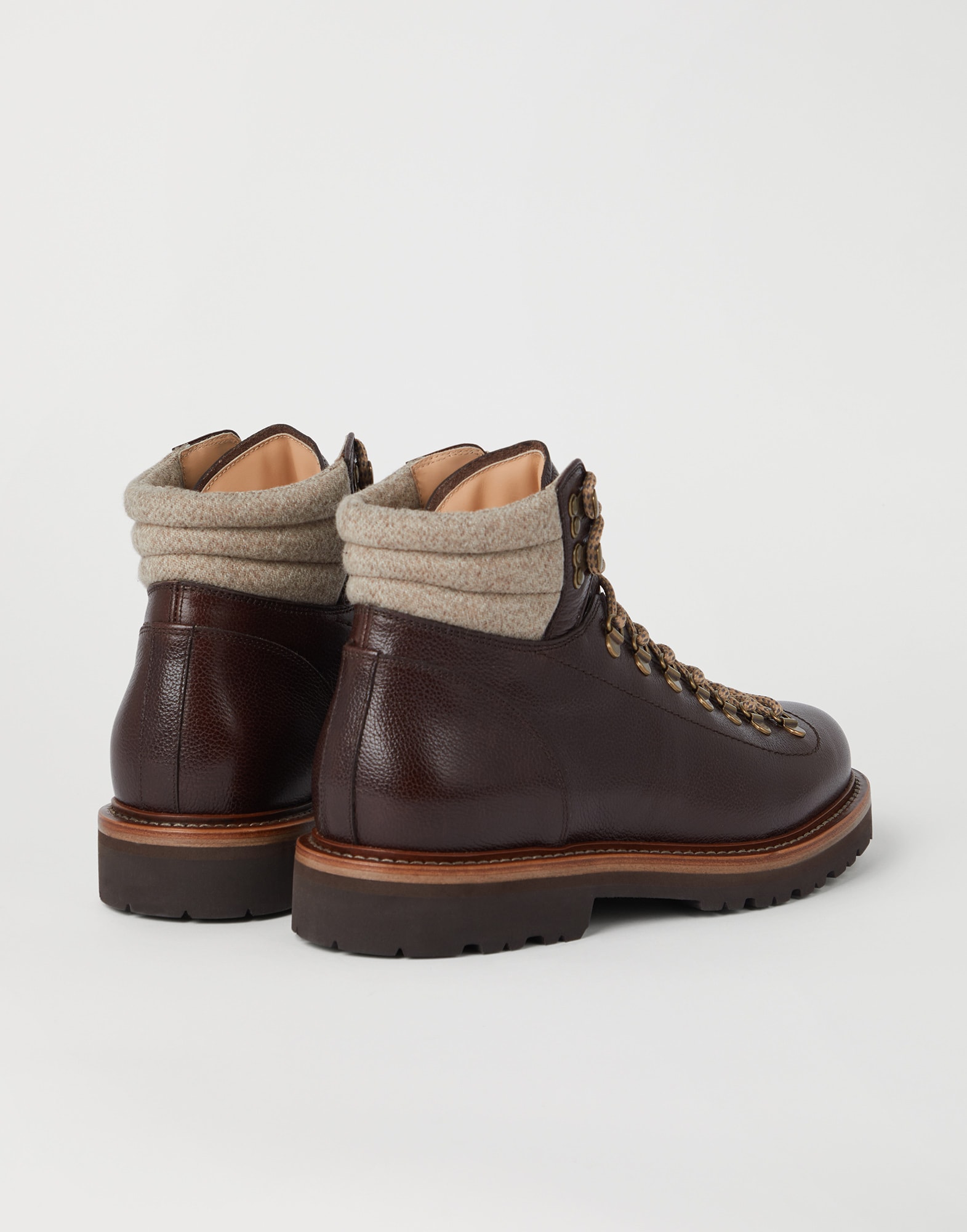 Calfskin Mountain Boot for Man in Espresso | Brunello Cucinelli Calfskin Mountain Boot for Man in Espresso | Brunello Cucinelli