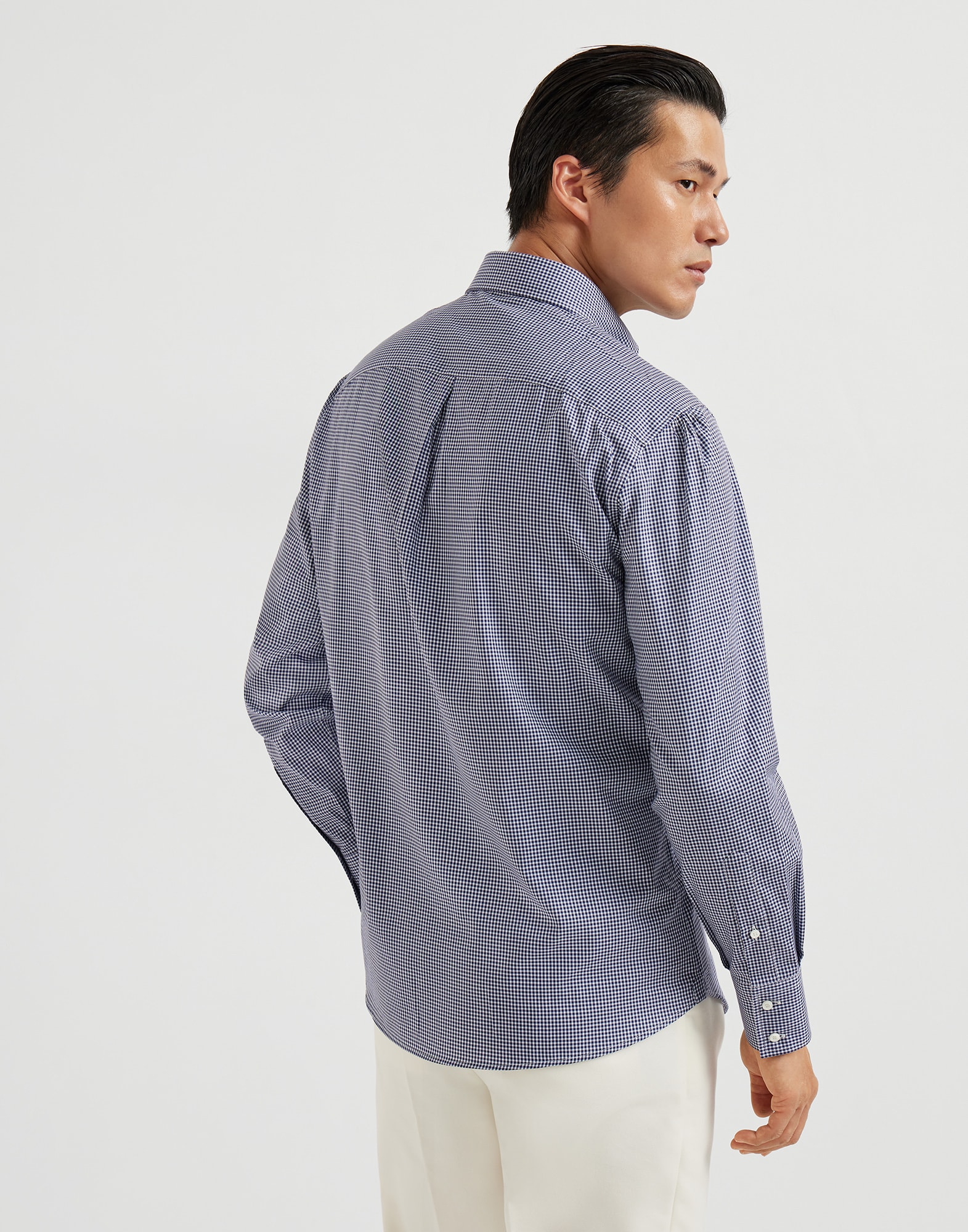 Basic - Back view - View Full Screen