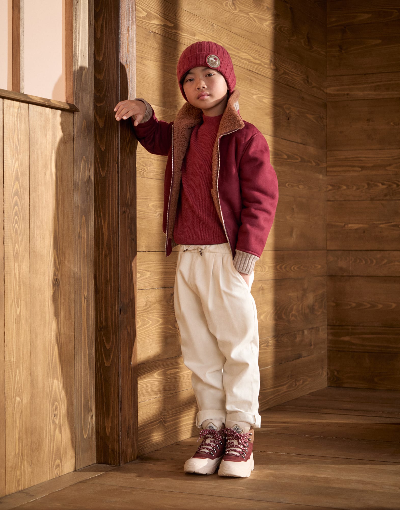 Crewneck Sweater - Full look - View Full Screen