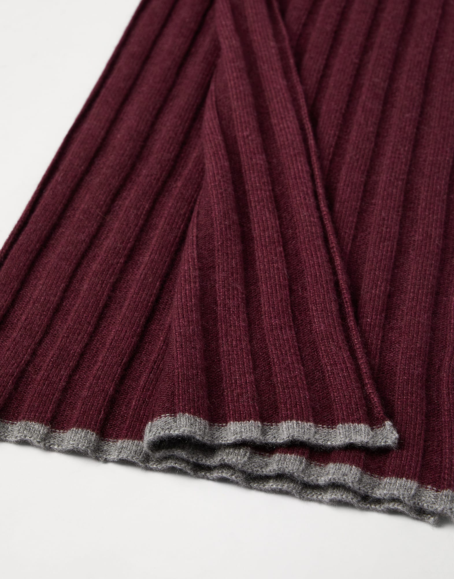 Solid Color - Detail view - View Full Screen