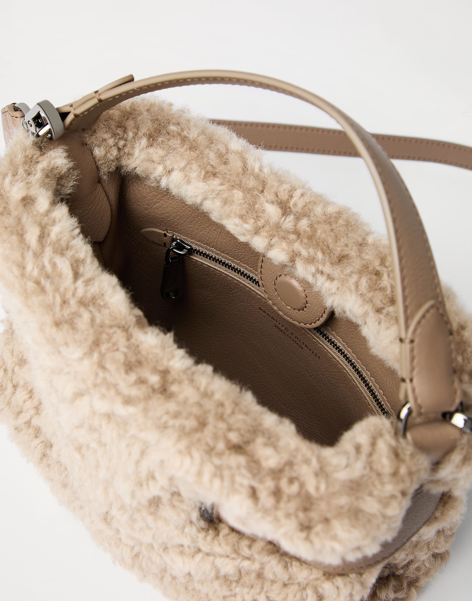 Crossbody Bag - Full look - View Full Screen