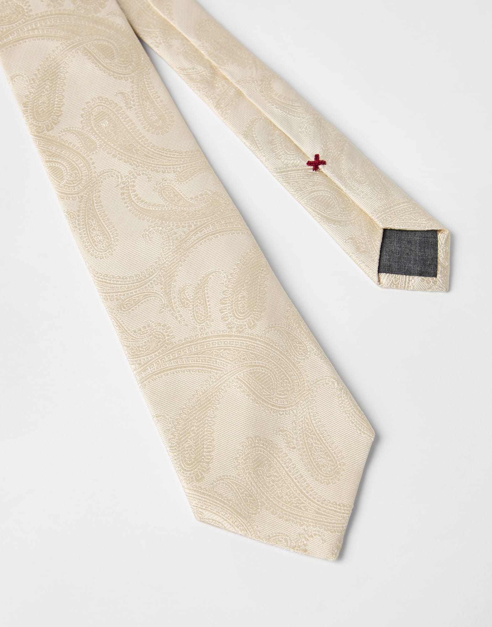 Tie - Detail view - View Full Screen