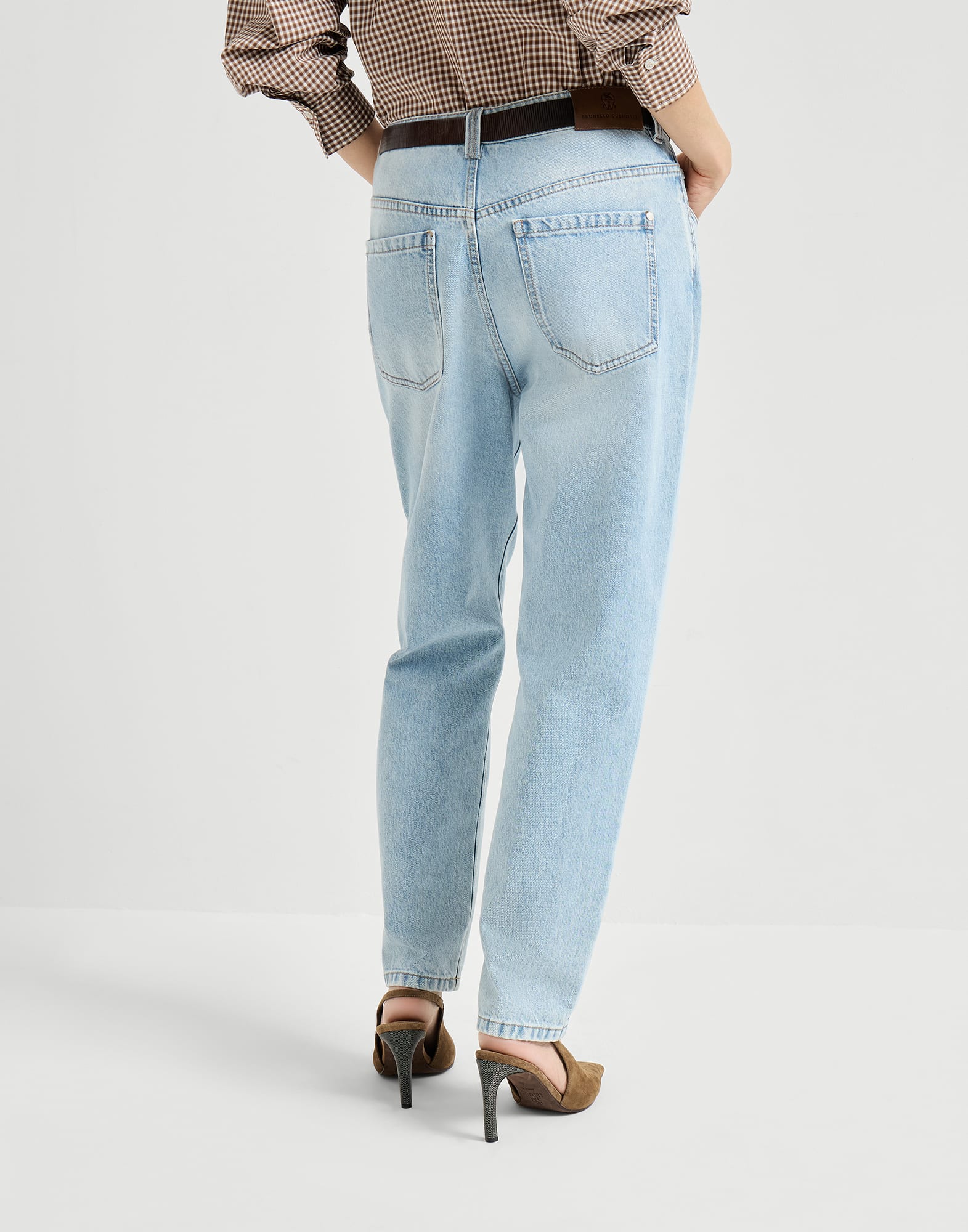Baggy Tapered trousers for Woman in Light Blue Denim Baggy Tapered trousers for Woman in Light Blue Denim
