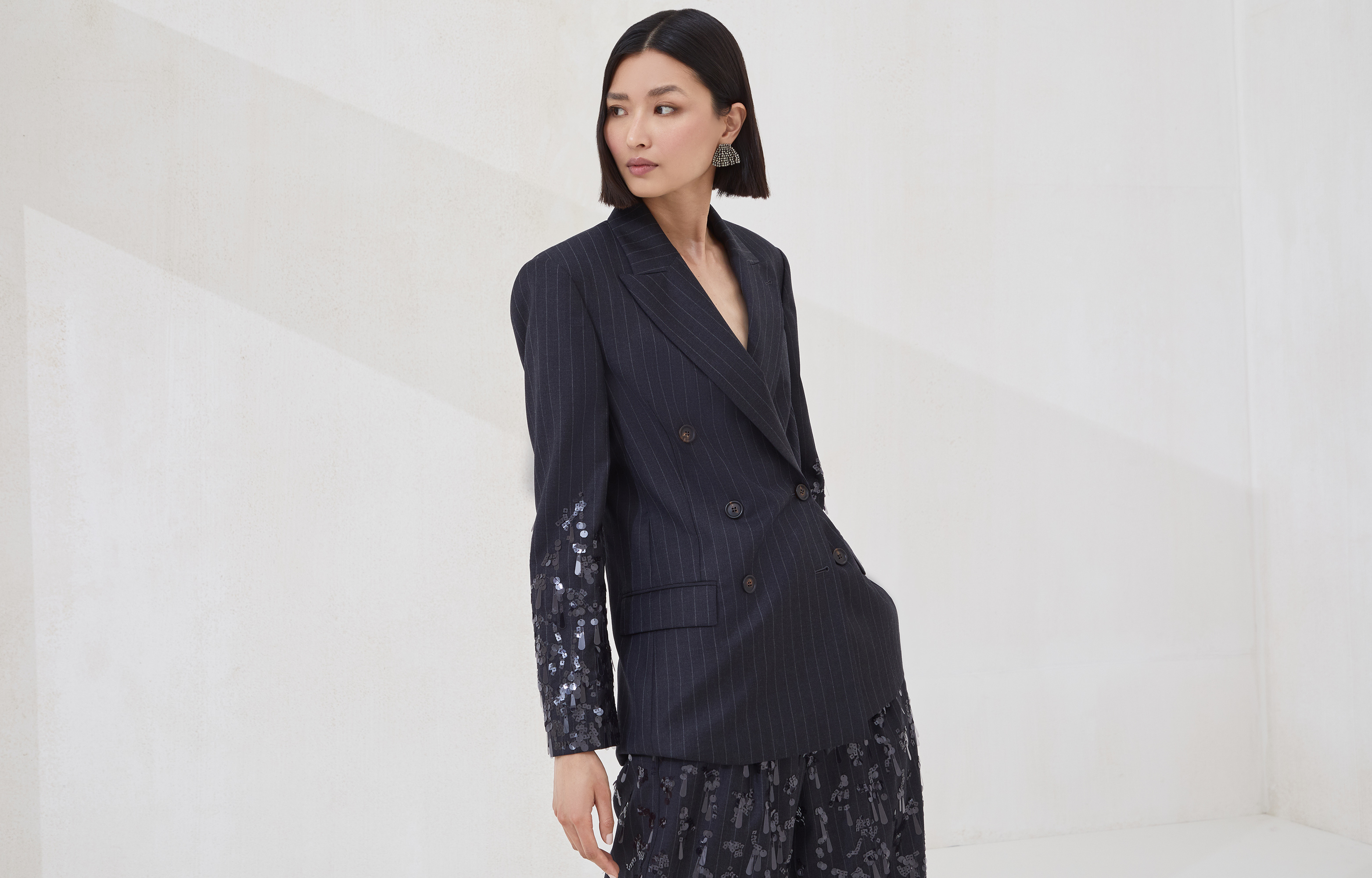 Blazer - Horizontal view - View Full Screen