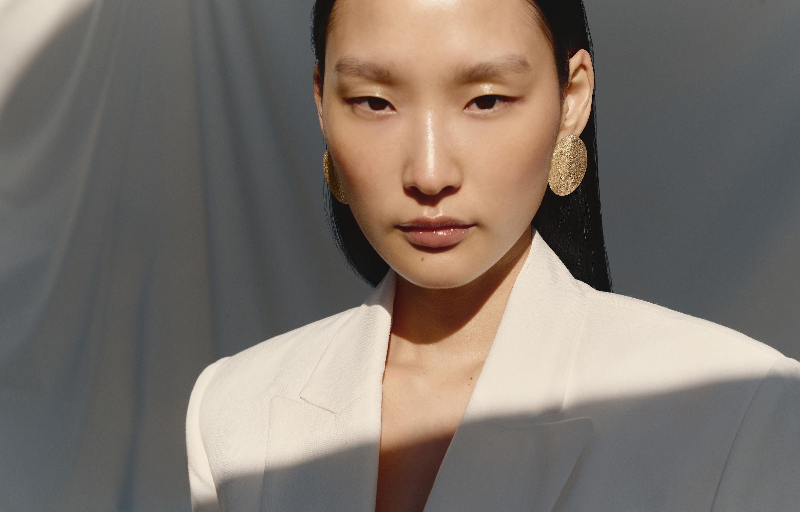 Earrings - Horizontal view - View Full Screen