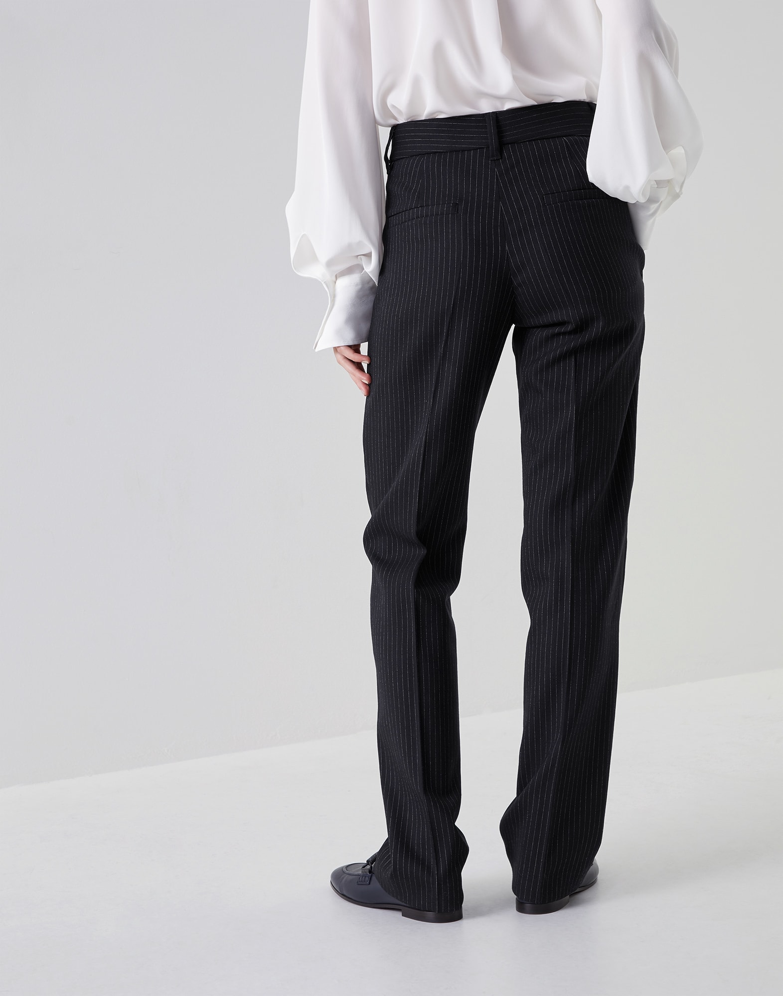 Slim - Back view