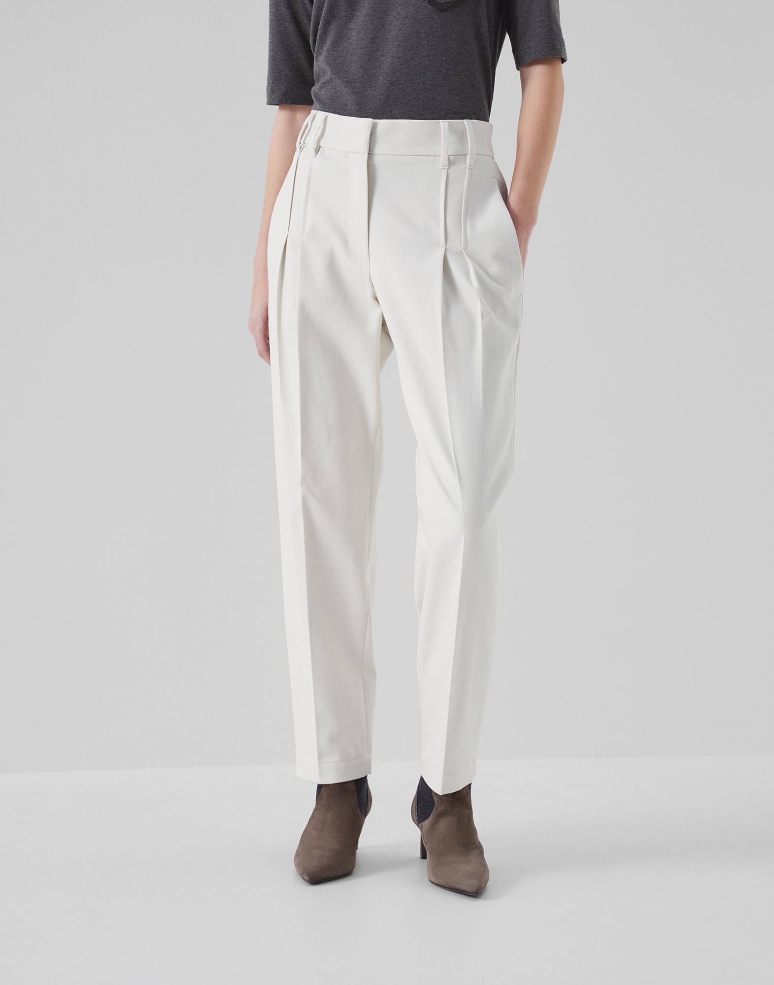 Slouchy trousers White Woman -
                        Brunello Cucinelli
                    