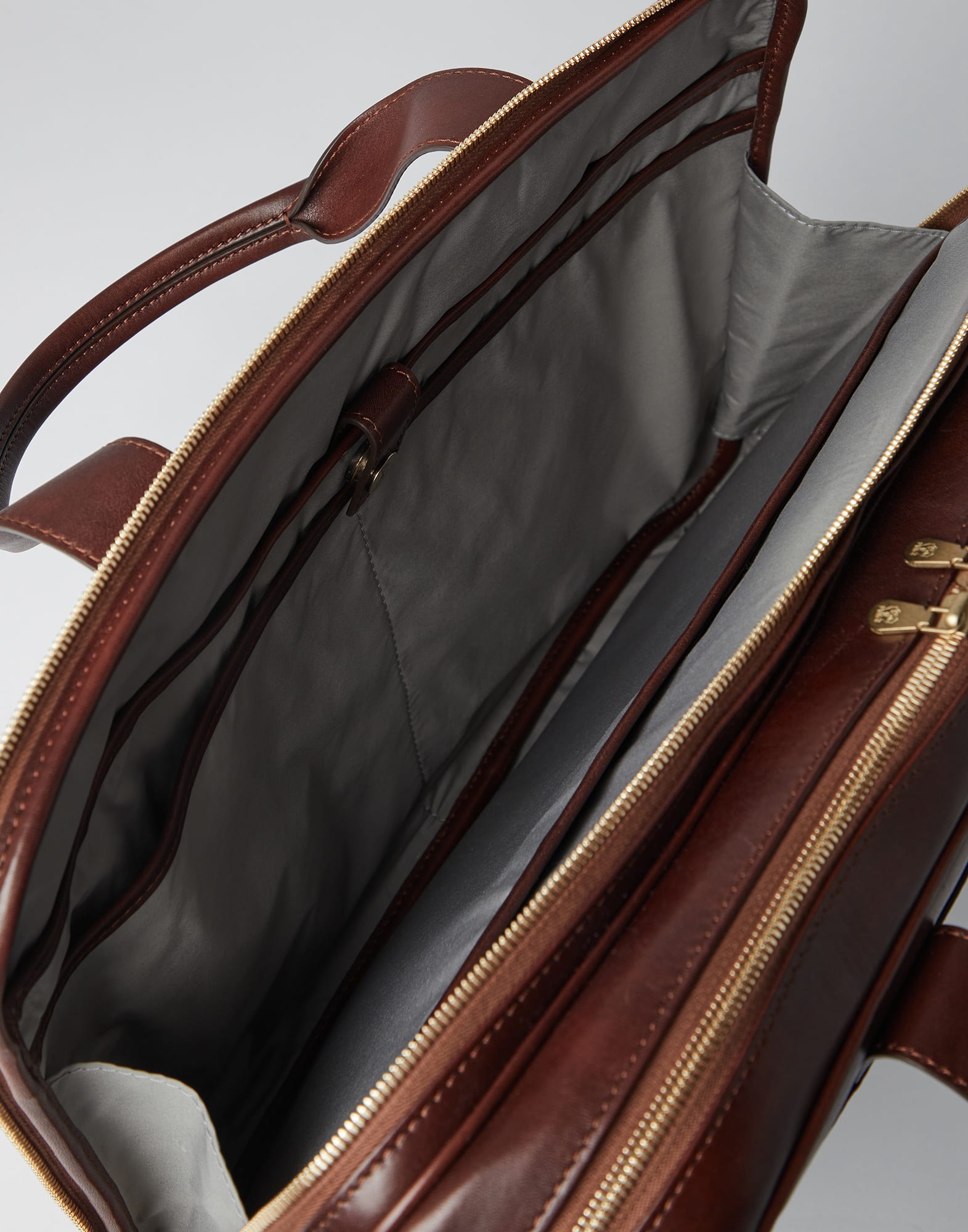 Office Bag - Full look