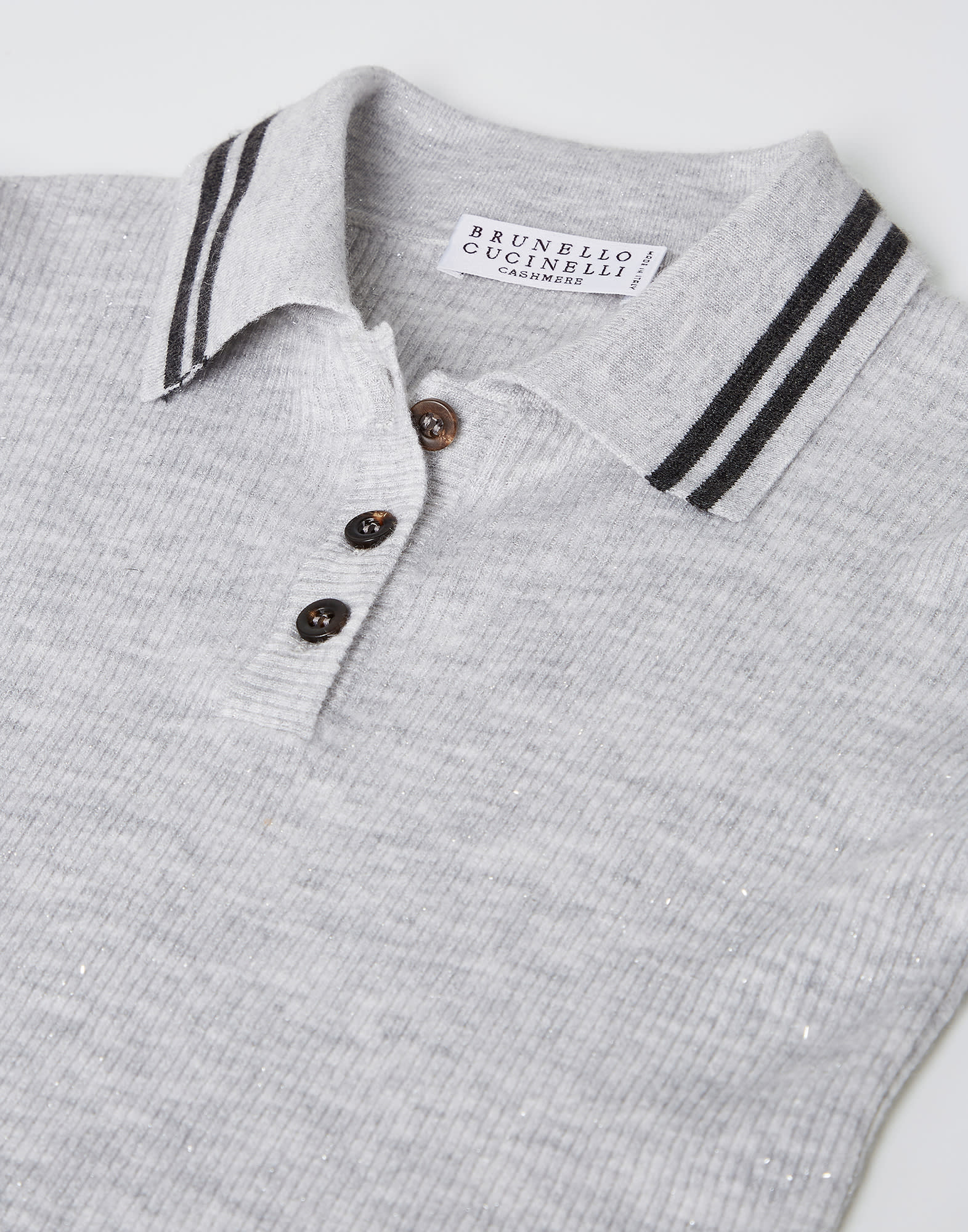V-neck Sweater - Detail view