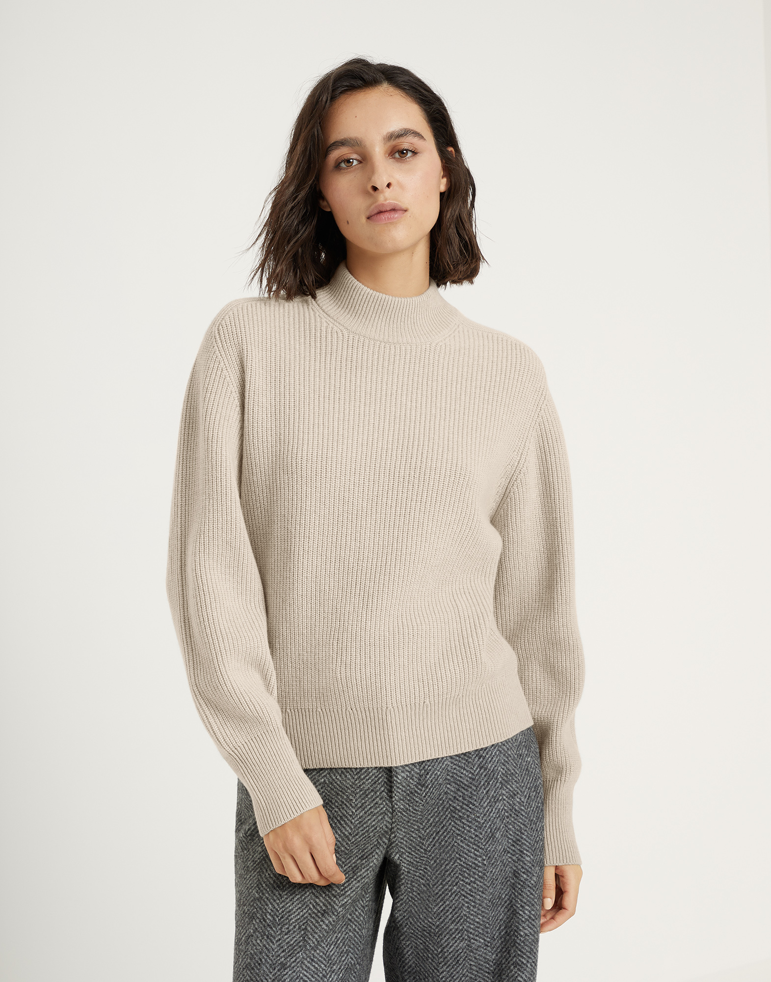 Funnel neck sweater
