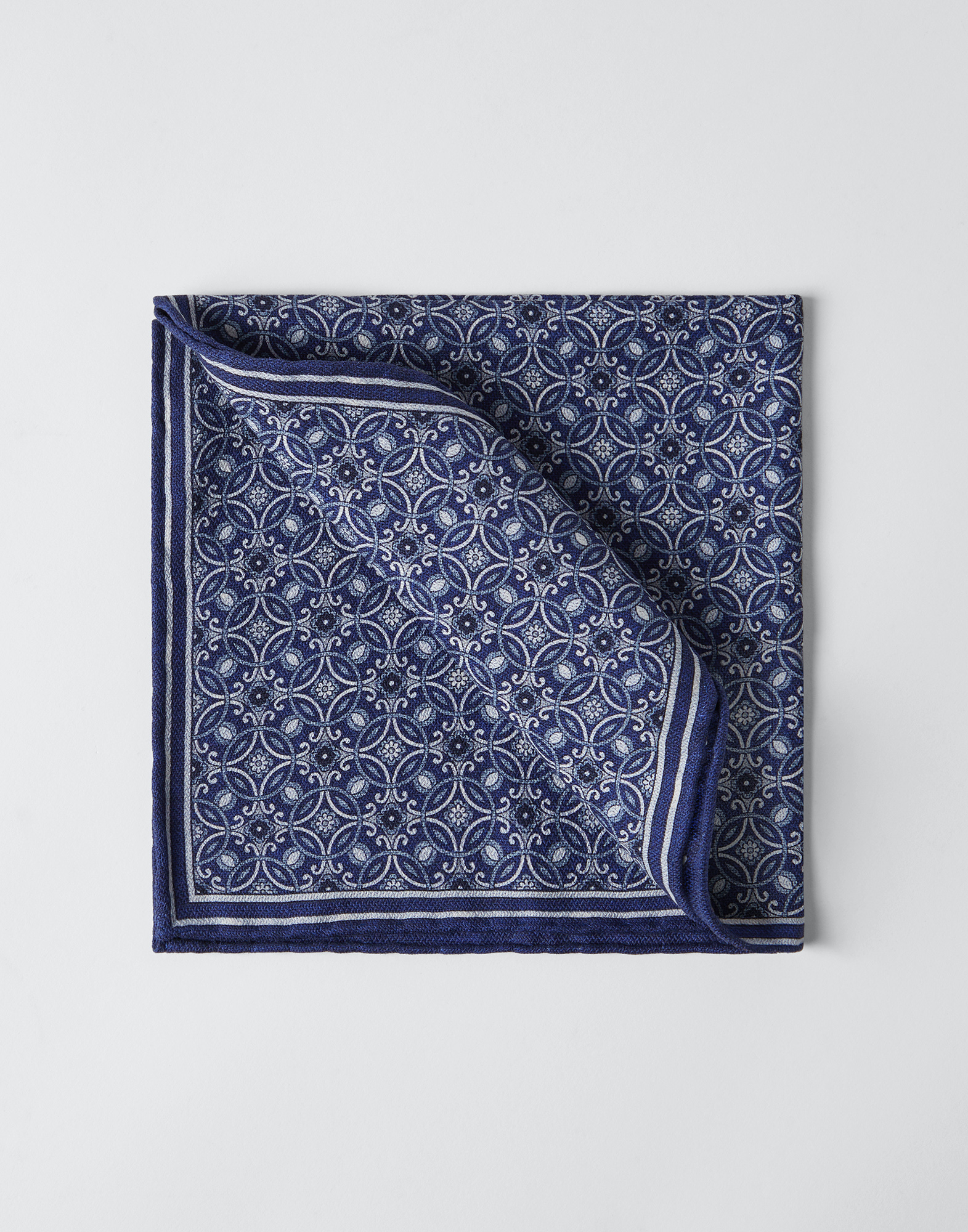 Double-face pocket square