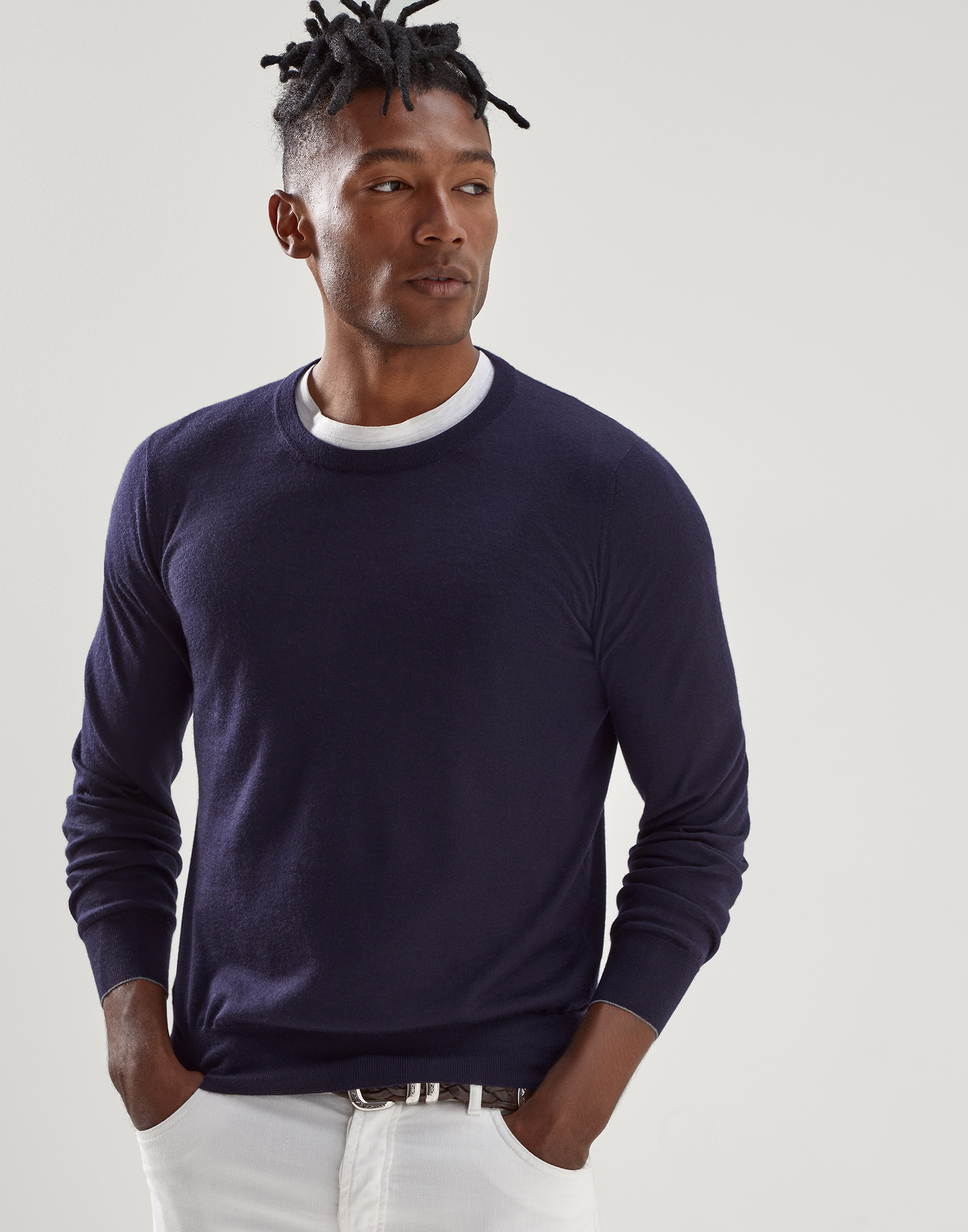 Navy 2025 lightweight sweater